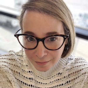 Meet your Posher, Louise